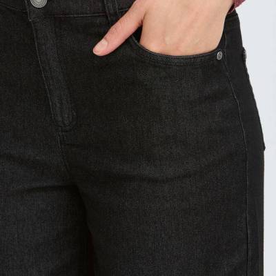Hanna Jeans Pocket.jpg