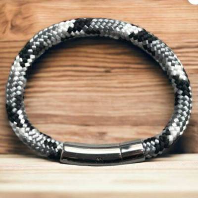 Arctic bracelet.JPG